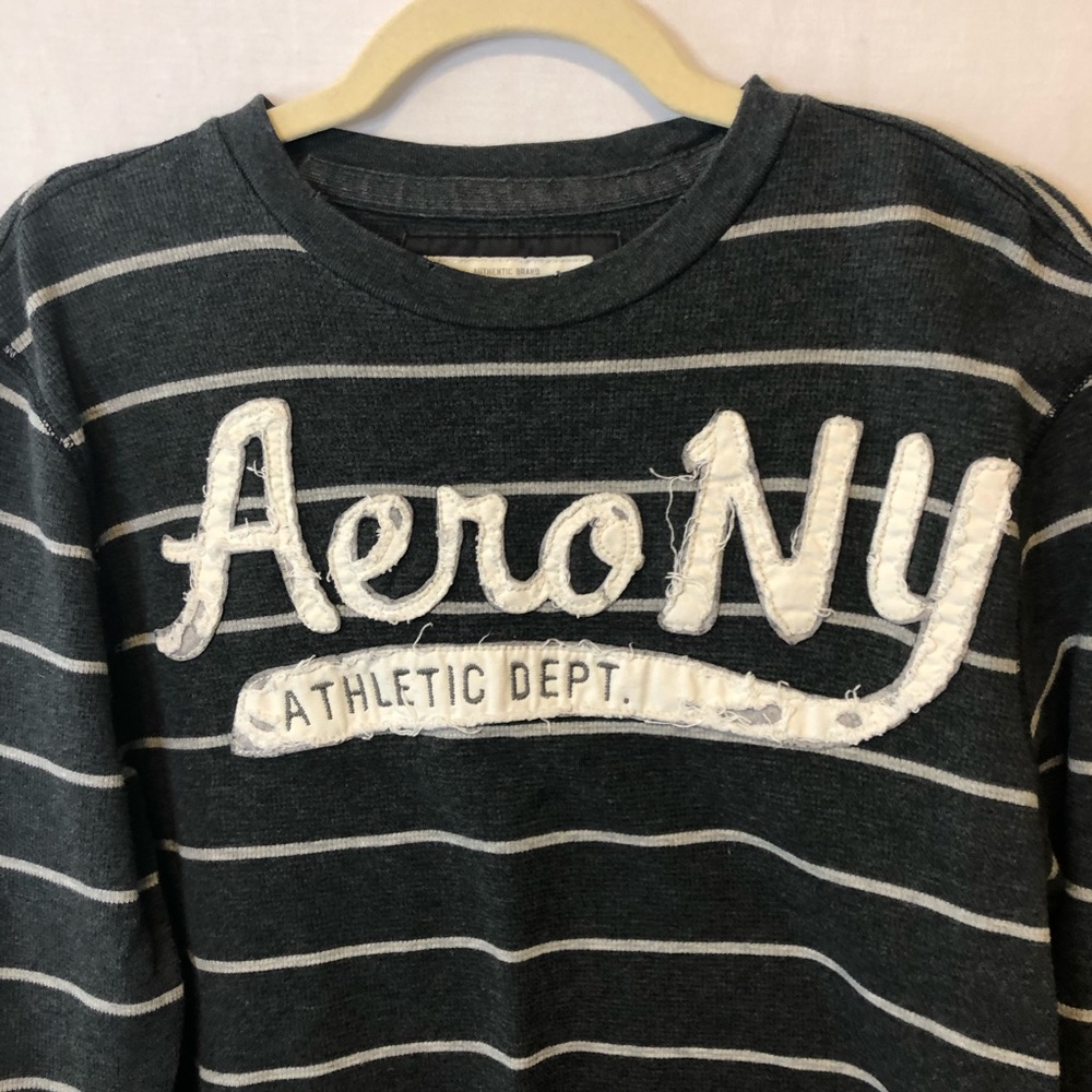Aeropostale Long Sleeve Distressed Thermal - M - Picture 2 of 5
